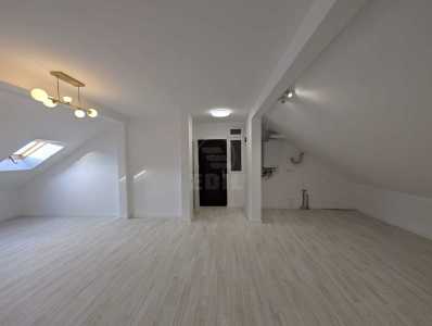 Appartement de vente 4 chambres, APCJ246962FLO-3