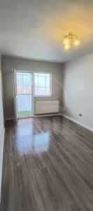 Studio de vente, GACJ356915-3