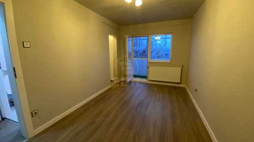 Studio de vente, GACJ356936-9