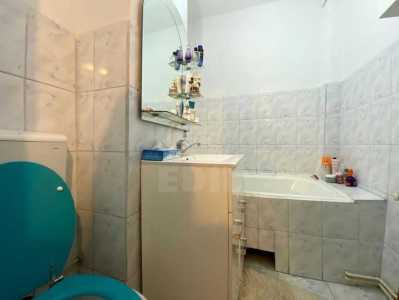 Studio de vente, GACJ356812-2