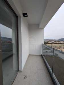 Appartement de vente 2 chambres, APCJ247088FLO-7
