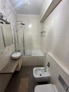 Appartement de vente 2 chambres, APCJ357157-4