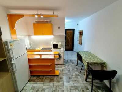 Studio de vente, GACJ357423-8