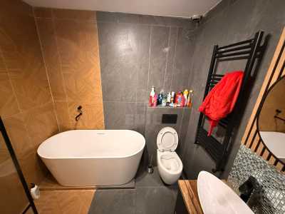 Maison de vente 4 chambres, CACJ247128FLO-20