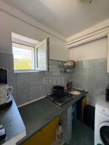 Studio de vente, GACJ357757-6