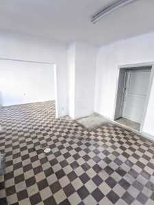 Espace commercial de louer 7 chambres, SCCJ357896-3