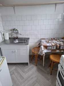 Studio de vente, GACJ358210-3