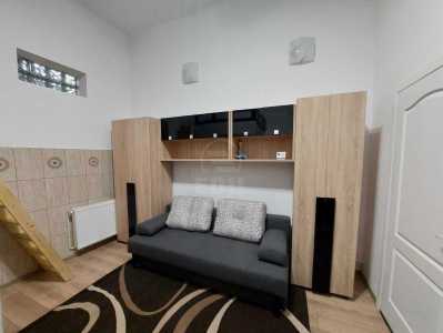 Studio de vente, GACJ358030