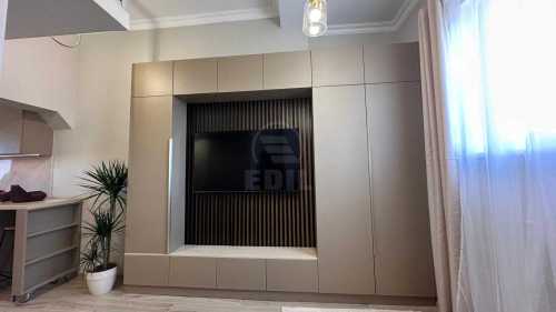 Studio de vente, GACJ358704-6