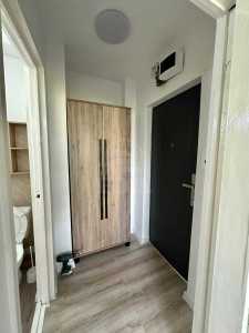Studio de vente, GACJ358590-4