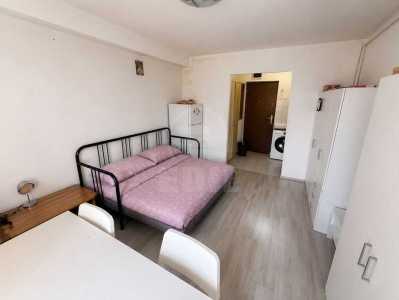Studio de vente, GACJ359199-1