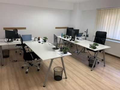 Bureau de louer 4 chambres, BICJ359190