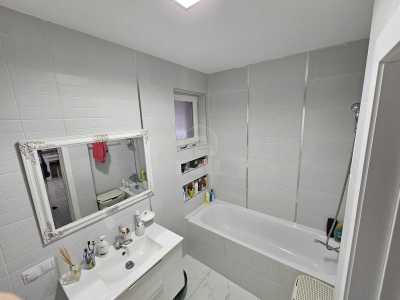 Appartement de louer 3 chambres, APCJ247361FLO-9