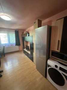 Studio de vente, GACJ359574-6