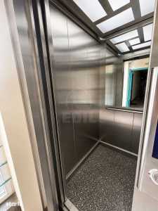 Studio de vente, GACJ359599-10