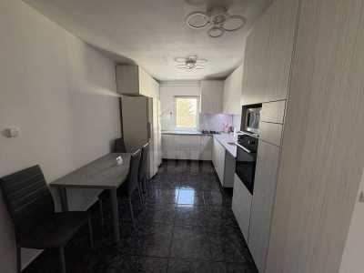 Appartement de louer 4 chambres, APCJ360096-2